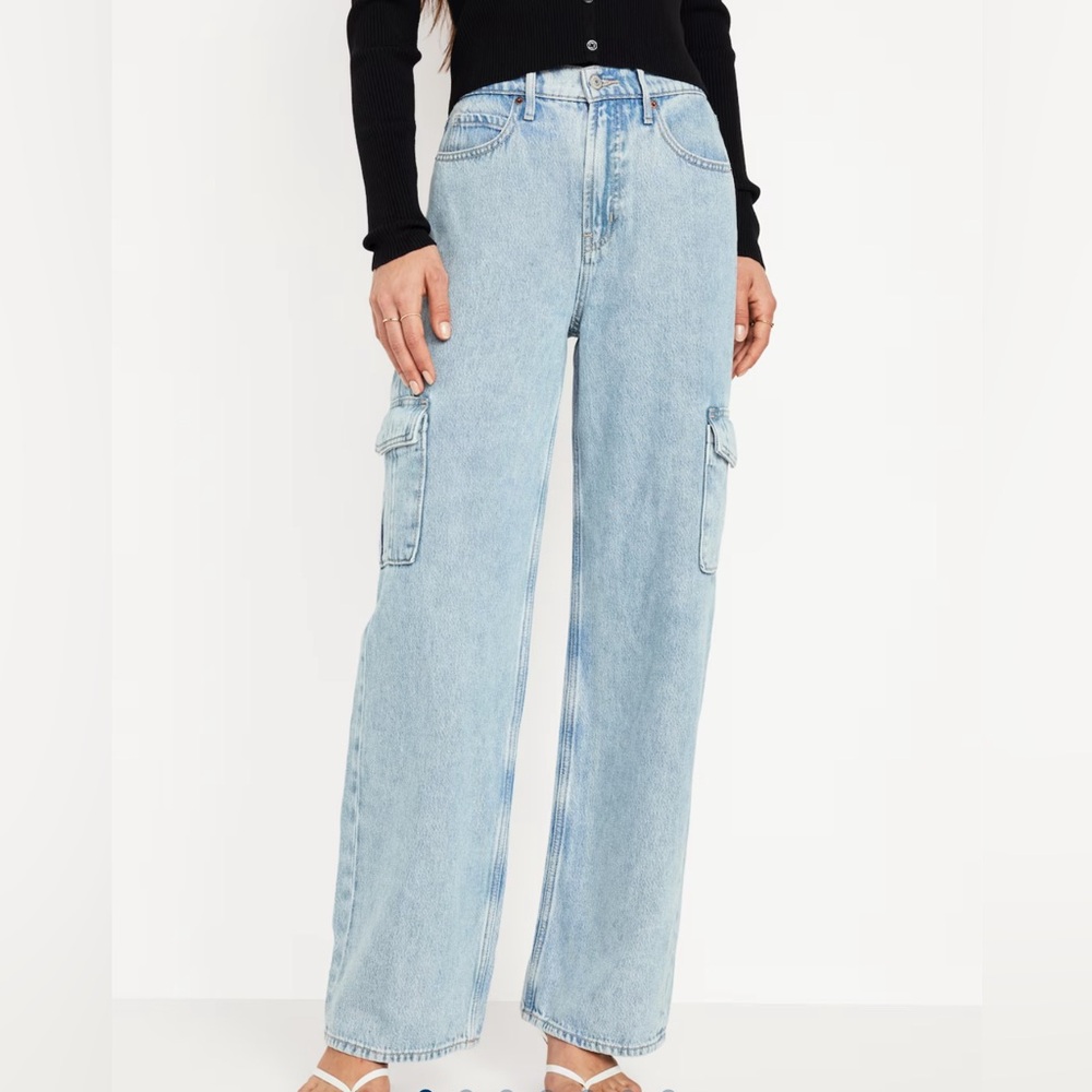 Extra High Rise Cargo Jeans